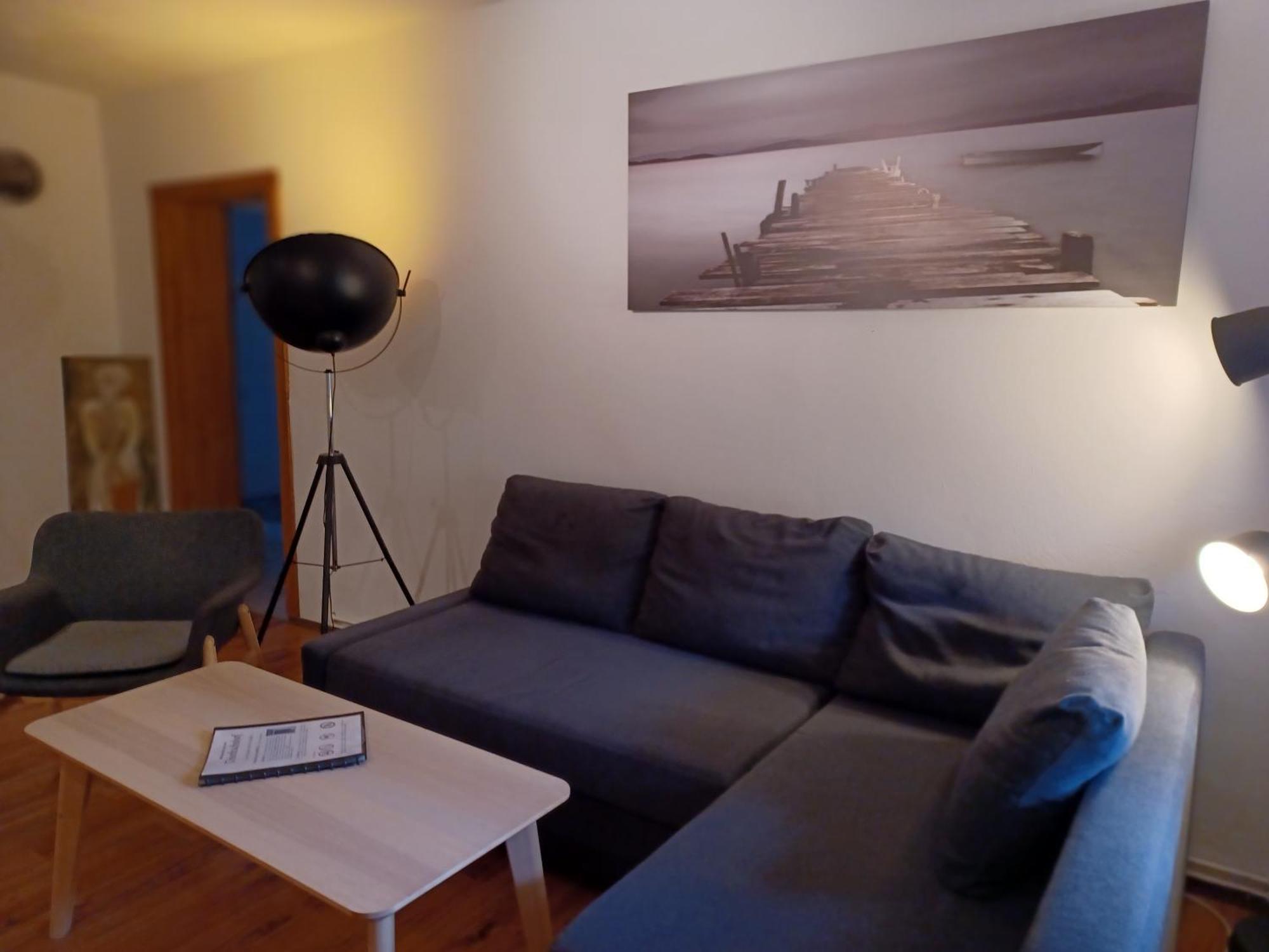 Kleine Galerie Apartment Fuer 3 Mit Kueche Kamin Netflix Parken Und Hofladen Steinhofel Extérieur photo